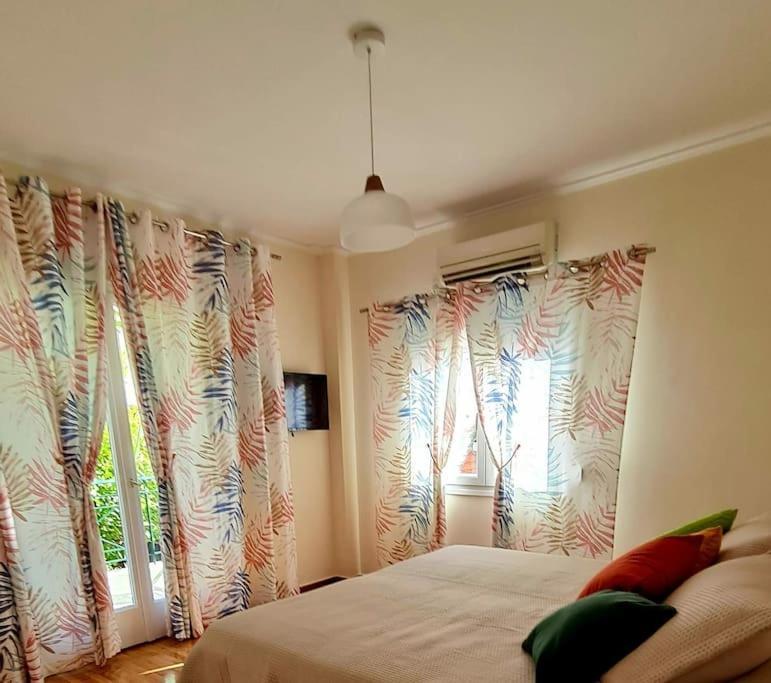 Glyfada Path Of Poets Apartment เอเธนส์ ภายนอก รูปภาพ