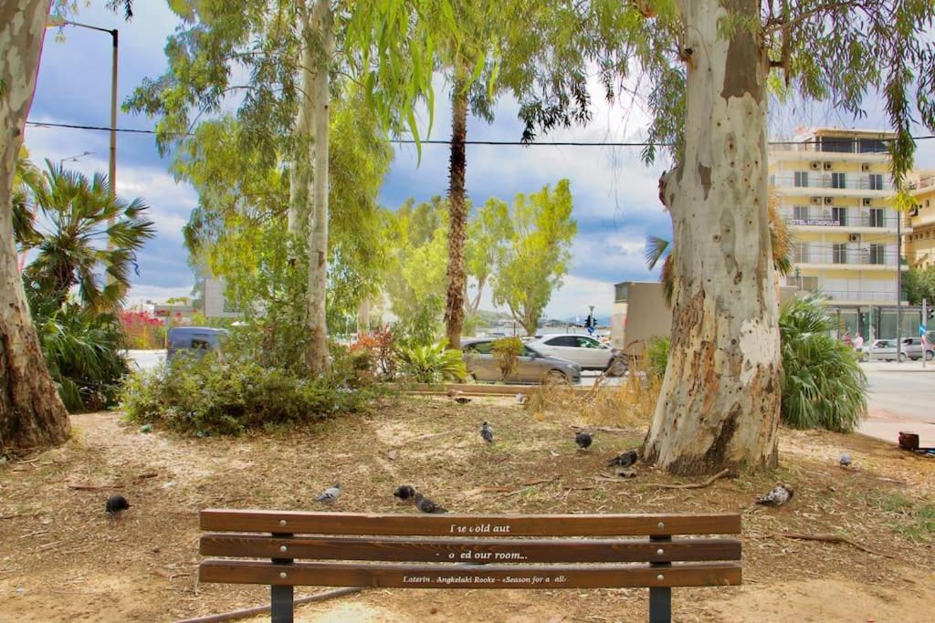 Glyfada Path Of Poets Apartment เอเธนส์ ภายนอก รูปภาพ